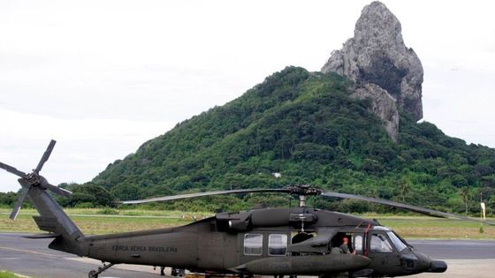 Vrtulníky pátraly po ztraceném airbusu. Našly trosky