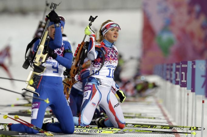 Soči 2014, biatlon Ž: Kaisa Leena Mäkäräinenová a Gabriela Soukalová