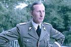 Zastupující říšský protektor Čech a Moravy Reinhard Heydrich na kolorovaném snímku. Jeho likvidace českým odbojem přinesla ze strany nacistických sil krutou mstu a vražedné represe.