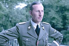 Přiletěl Heydrich a hned začal vraždit "český ksindl": vojáky, sokoly, vlastence