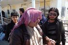 Turecké město Kilis. Někteří Syřané čekají na návrat domů i čtyři dny.