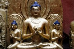 Svatokrádež v Indii: Byli to buddhisté, nebo hinduisté?