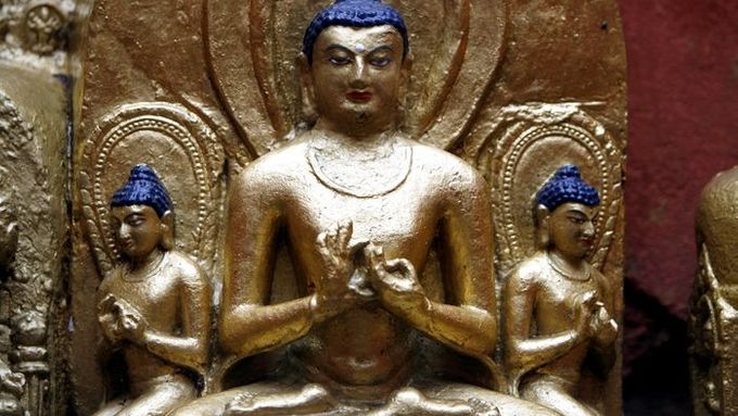 Svatyně ve státě Bihár (na snímku) je posvátná také pro hinduisty. Mnoho z nich uznává Buddhu jako převtělení boha Višny. Členové obou náboženských skupin jsou také zapleteni do skandálu kolem prodeje části Buddhova posvátného stromu