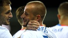 Slovenský záložník Vladimír Weiss slaví gól v zápase Ligy národů v Ázerbájdžánu