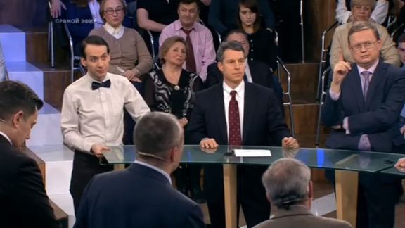 Jedna z ruských televizních debat, které se účastnil zpravodaj Aktuálně.cz Jiří Just. 