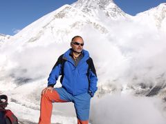 Kala Pathar, Himaláje. Za Miroslavem Cabanem Mount Everest.