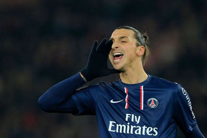 Zlatan Ibrahimovič otevřel kanonádu Paris St. Germain proti Evianu ve 28. minutě. Pařížané vyhráli 4:0.