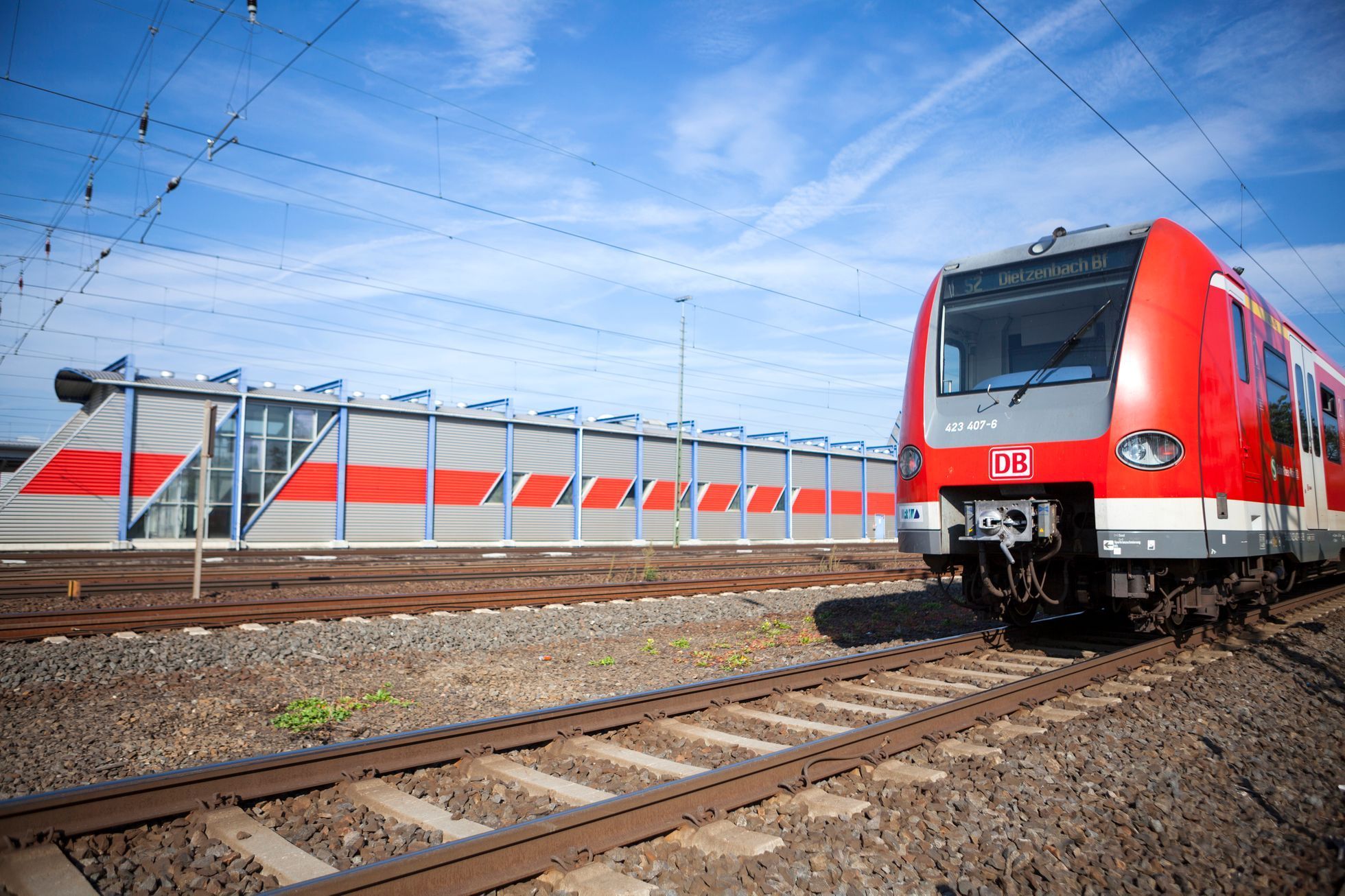 Ilustrační fotografie, Deutsche Bahn, vlak, 2017
