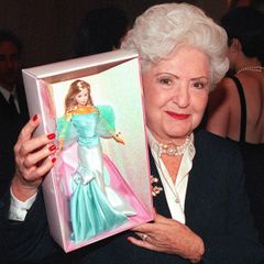 Fotogalerie / Barbie / Ruth Handler / Před 20 lety zemřela americká podnikatelka Ruth Handlerová, autorka panenky Barbie a spoluzakladatelka firmy Mattel