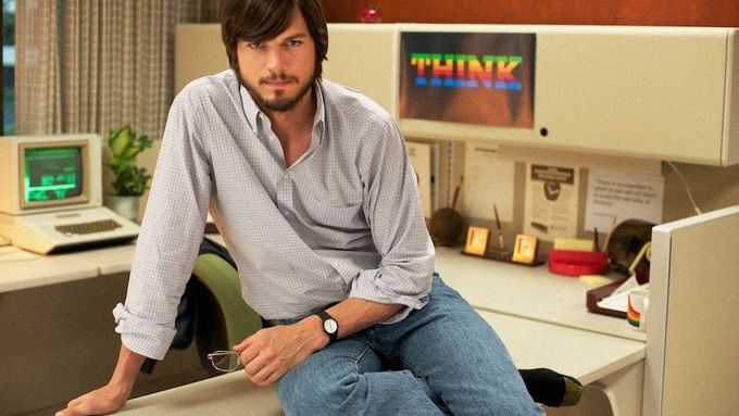 Ashton Kutcher jako Steve Jobs