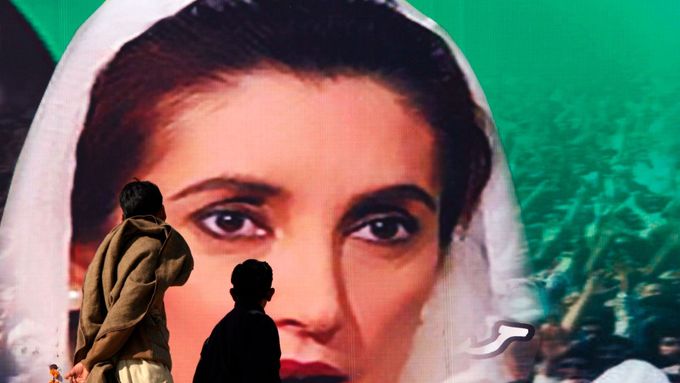 Zavražděná expremiérka Benazír Bhuttová.