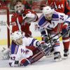 Stanley Cup: Washington - NY Rangers (Braden Holtby, Arťom Anisimov, Ryan Callahan)