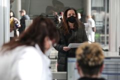 České případy znovunakažení covidem. Jsou výjimečné, imunita trvá měsíce, říká lékař