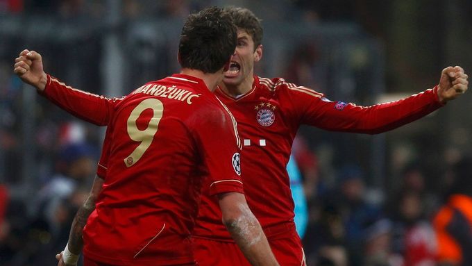 Bayern musel k vítězství nad Herthou nastřílet tři góly, o dva se zasloužil Mario Mandžukič