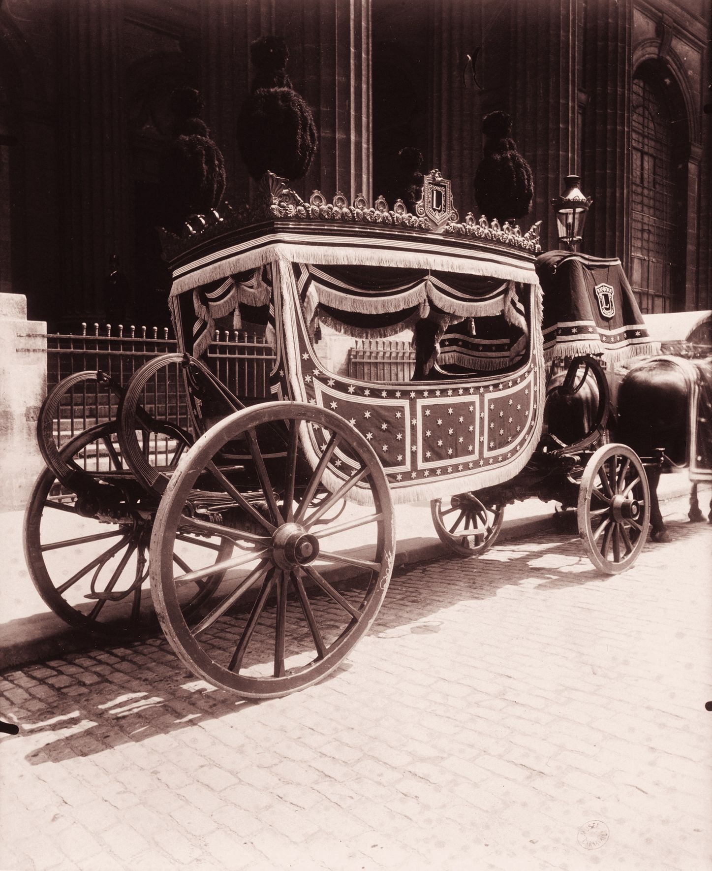 Eugene Atget: Dávná Paříž, historické fotografie