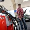 Benzinová pumpa Esso na Evropské v Praze