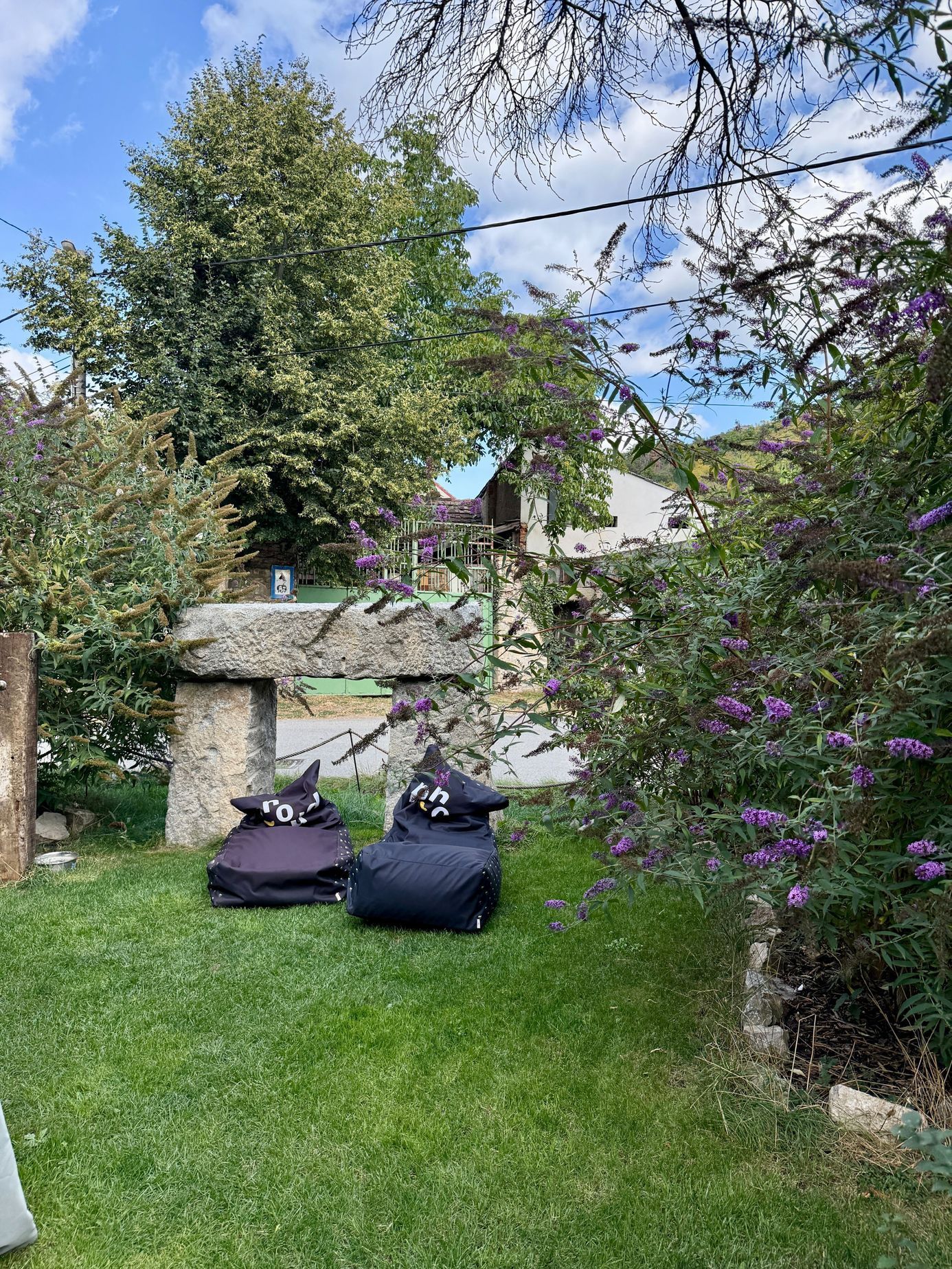 The Garden, bistro, jídlo, Srbsko, příroda, zahrada