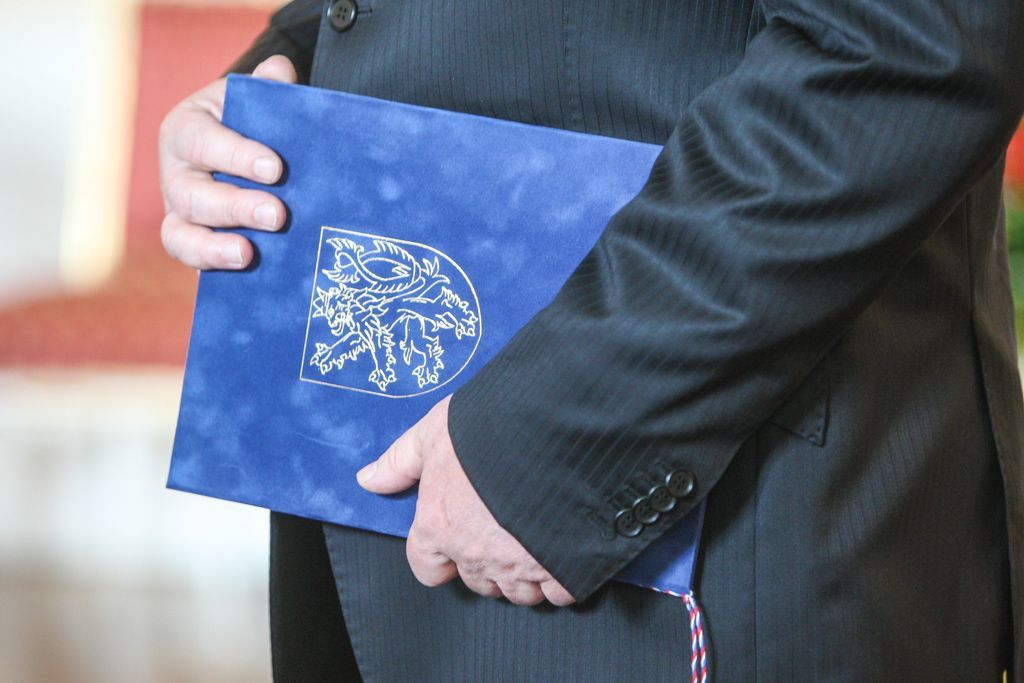 Jiří Rusnok podává demisi