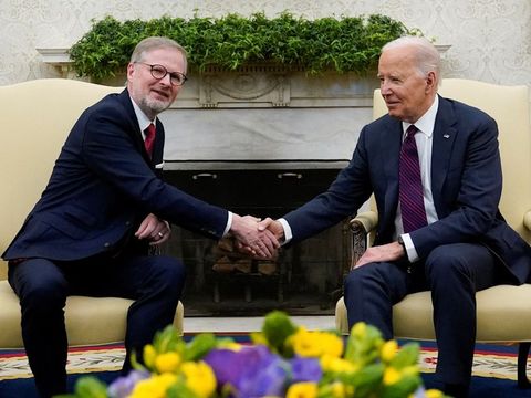 Česká diplomacie v USA míří mezi elitu. Vrací se na adresu, z níž ji vyhodili Rusové