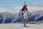 FOTO Další biatlonové nervy, Češky jen kousek od medaile