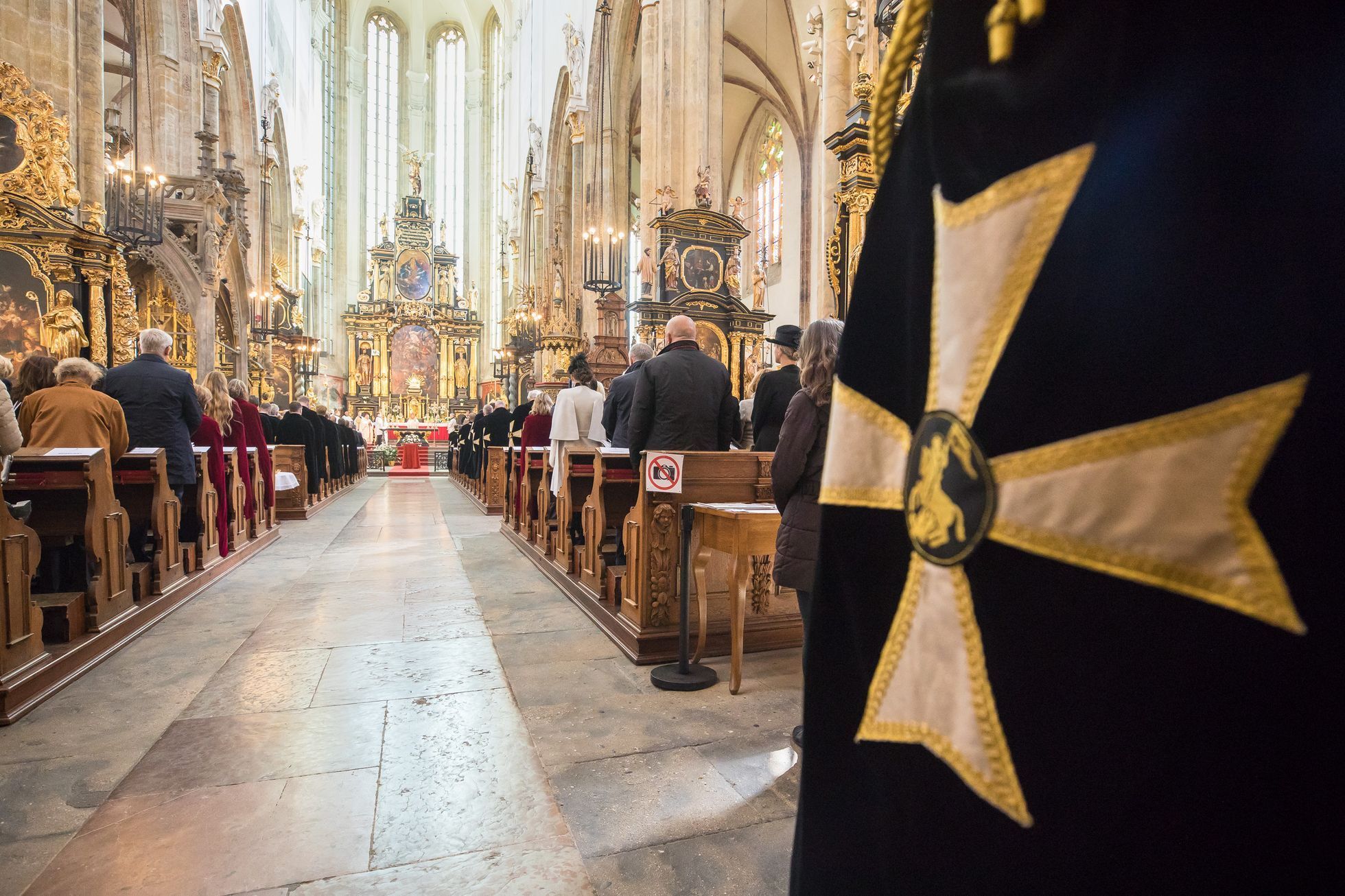 Řád sv. Jiří, Habsburští rytíři, průvod, Habsburkové, šlechtici, šlechta