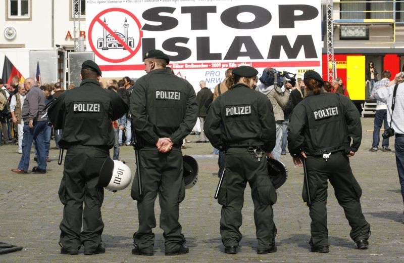 Kolín nad Rýnem - stop islam