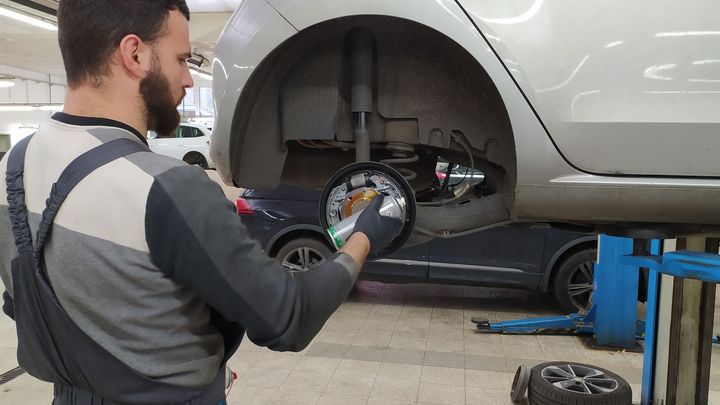 Předplacený servis Češi přehlížejí, může se ale vyplatit. Co kdo nabízí a za kolik