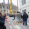 Snesení zvonů z bývalé Jezuitské koleje, Kutná Hora, zvony