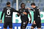 Juventus neprohrál patnáctý zápas v řadě, v čele Serie A zůstává AC