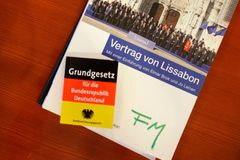 Lisabon není v rozporu ústavou, rozhodl německý soud