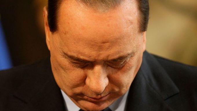 Italský premiér Silvio Berlusconi na snímku z října 2009.