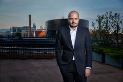 Zbrojař Strnad v žebříčku nejbohatších lidí světa předstihl Kellnerovou