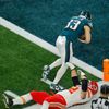 Super Bowl LIX  2025, Philadelphia - Kansas City: Cooper DeJea skóruje touchdown