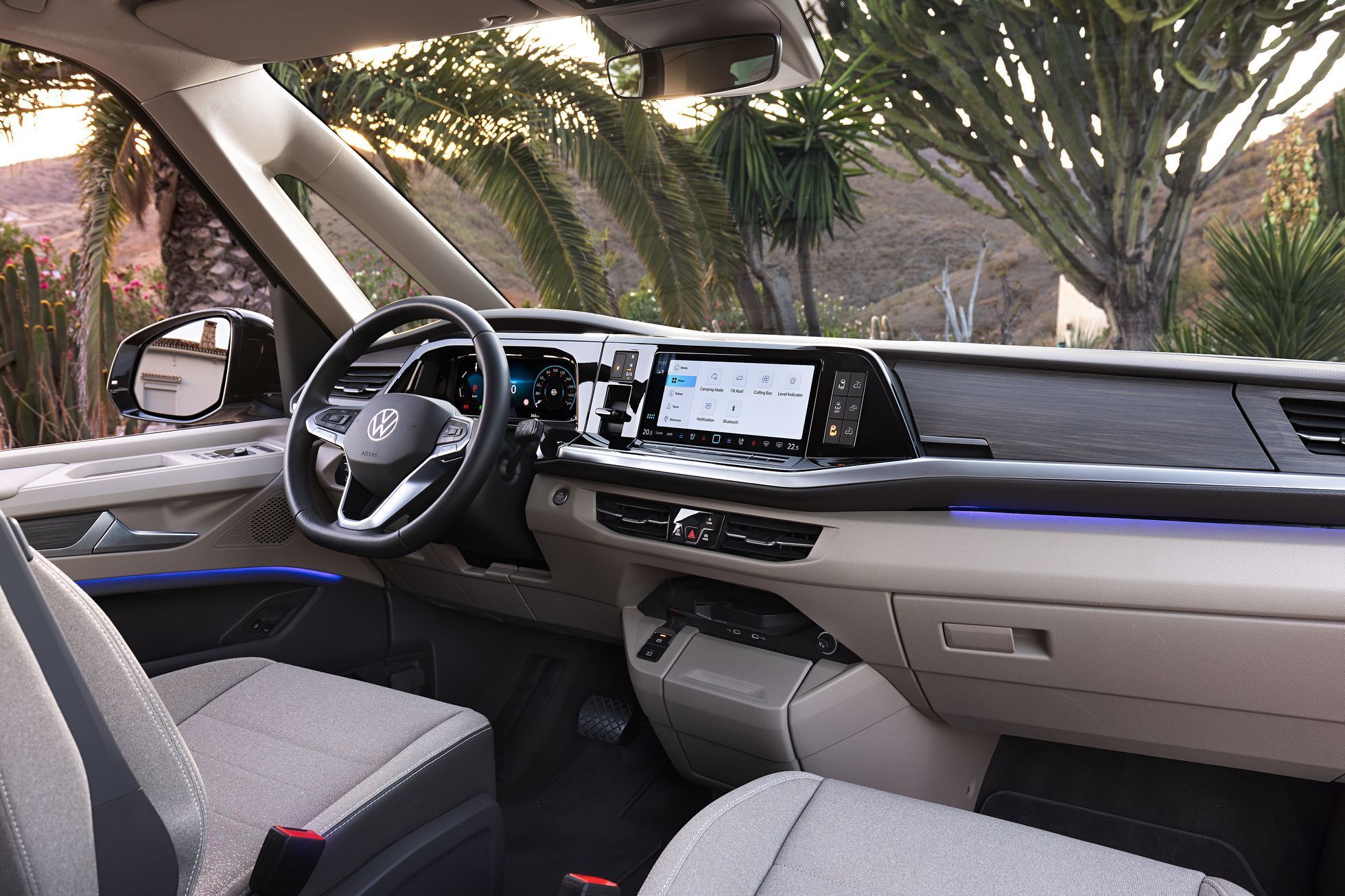 Volkswagen T7 California Concept