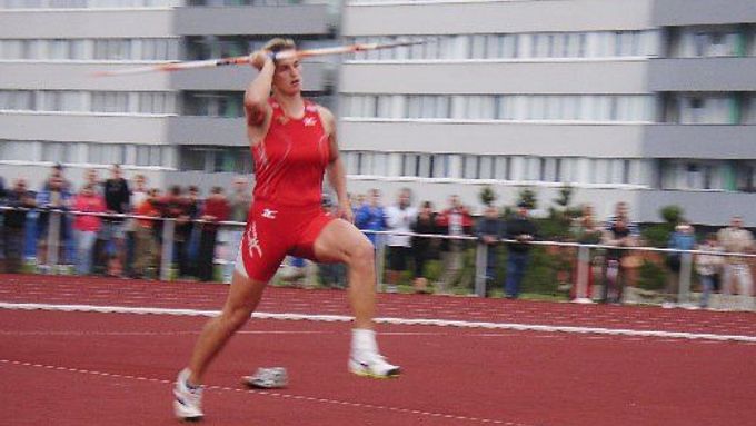 Barbora Špotáková excelovala v oštěpařské soutěži na Železného exhibici, její hody létaly za 60 metrů, ten nejdelší měřil 65,03 m.