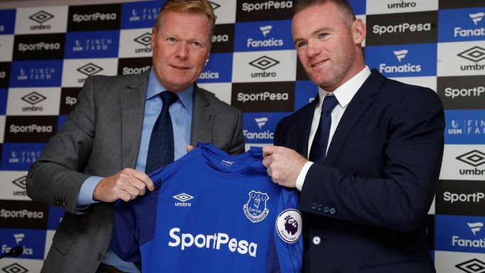 Wayne Rooney přestoupil do Evertonu.