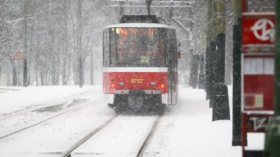 Obrazem: Ta sněžná panoramata. Takto už jste Prahu stověžatou dlouho neviděli