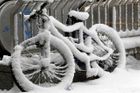 Brit objel na kole svět za 176 dní. I přes vítr a sníh