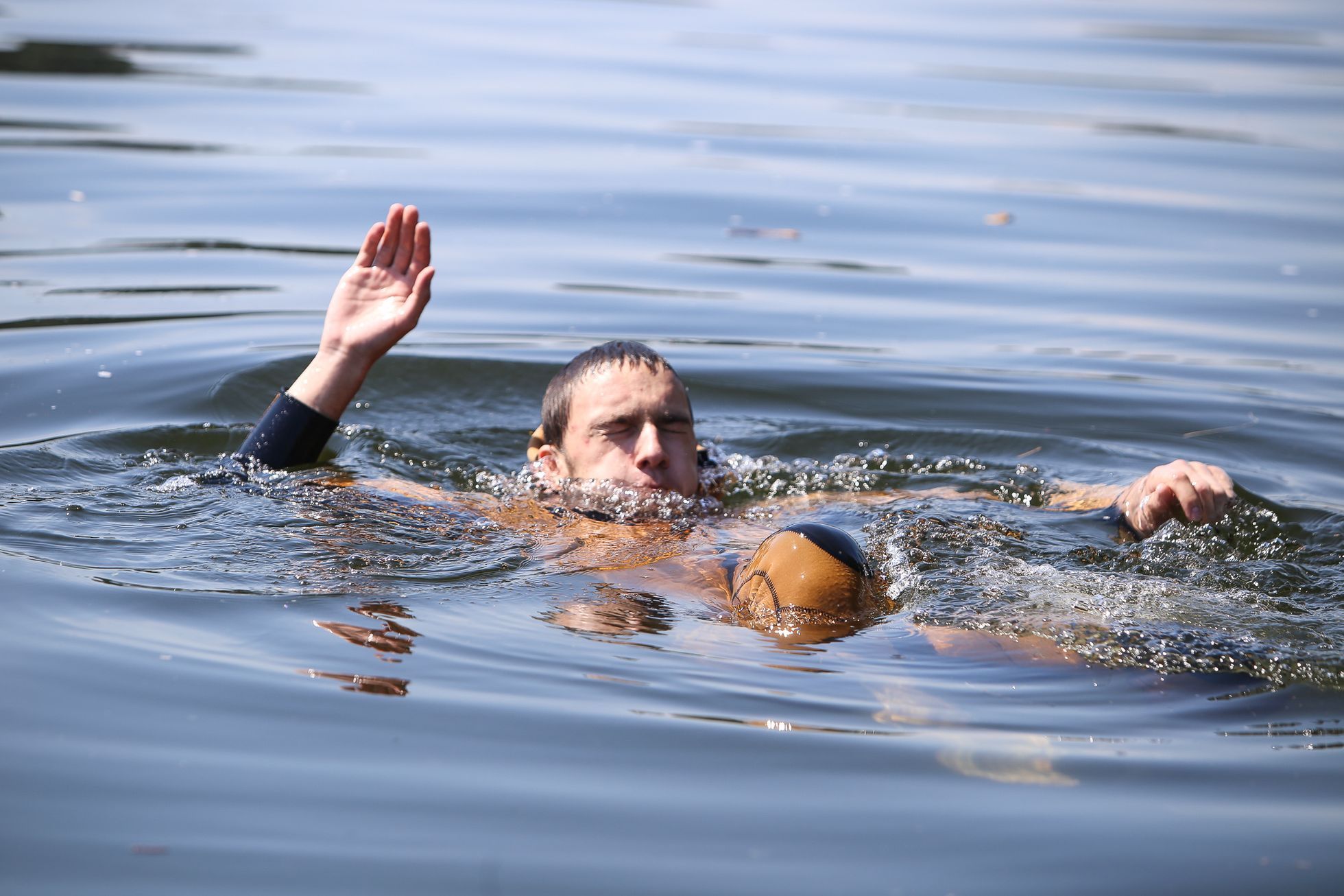 Vodní zachránaři na přehradě Slapy