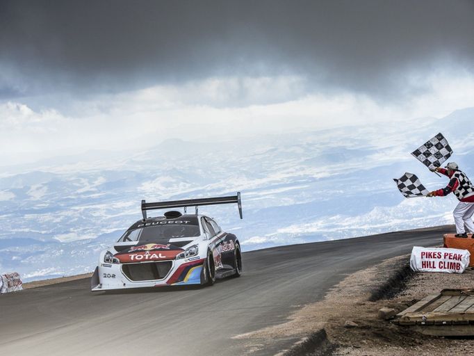 Pikes Peak 2013: Sébastien Loeb, Peugeot 208 T16 Pikes Peak