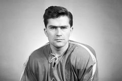 Zahrál si fotbalovou ligu i na hokejovém MS. Zemřel Slovák Karol Fako