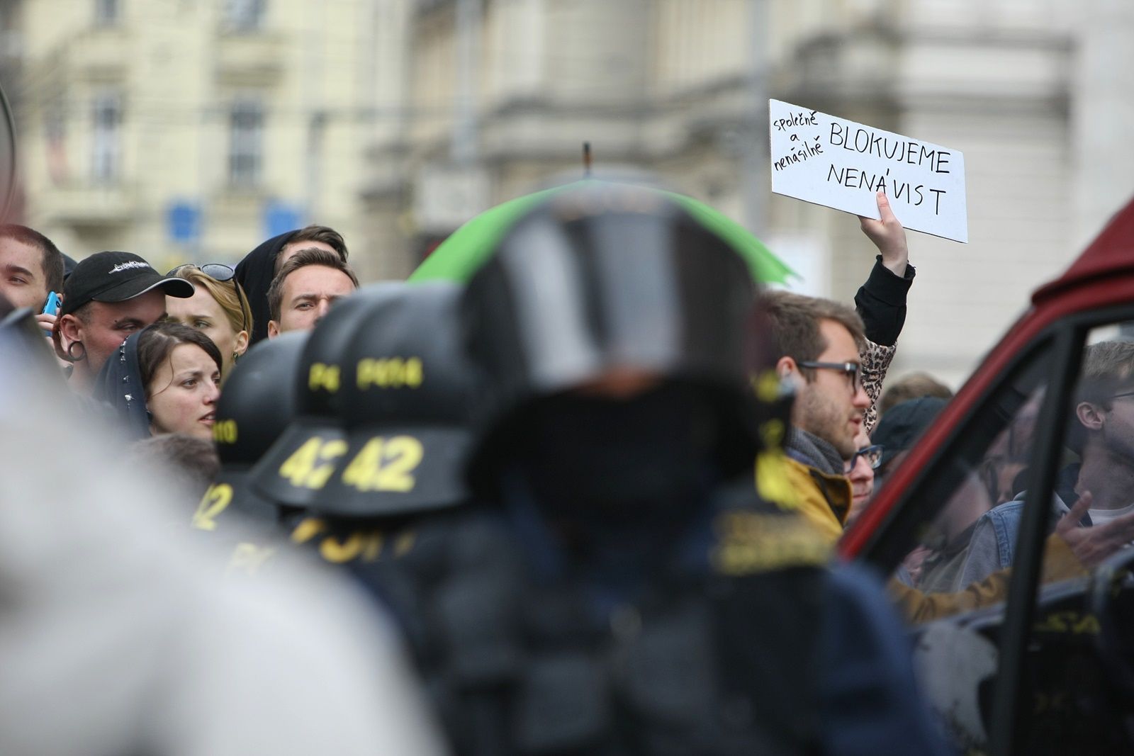 Brno blokovalo pochod neonacistů - finální foto