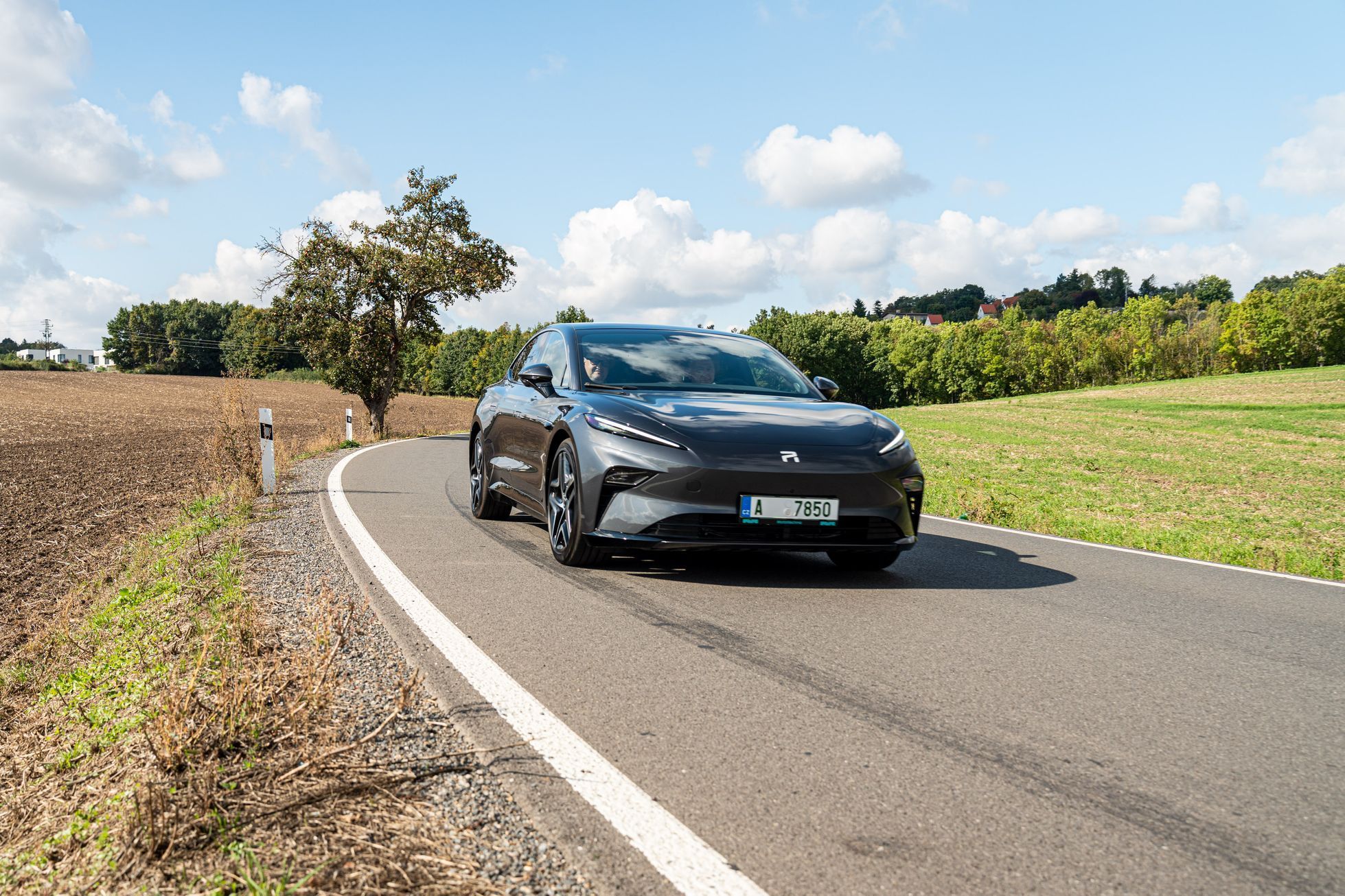 čínská auta AAA Auto