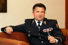 Policejní šéf Tuhý: EU si musí chránit hranice důrazněji, prognóza na jaro není růžová
