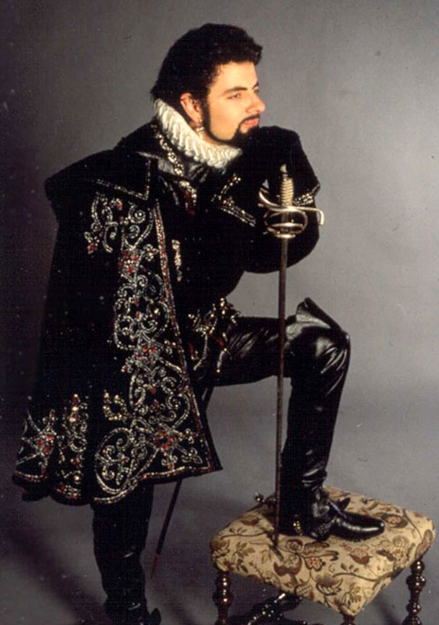 Rowan Atkinson - Černá zmije