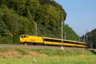 Žluté vlaky RegioJet mohou jezdit na šesti trasách na Ústecku. Jančura vyhrál zakázku za 149 milionů
