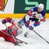 Lukáš Sedlák a Jake Sanderson ve čtvrtfinále MS 2024 Česko - USA