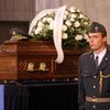 Čestná stráž u rakve Františka Peřiny