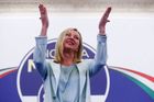 Postfašistická strana vyhrála italské volby, Meloniová míří do čela země