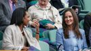 Ženy na Wimbledonu 2013 (Condoleezza Rice a Pippa Middleton)